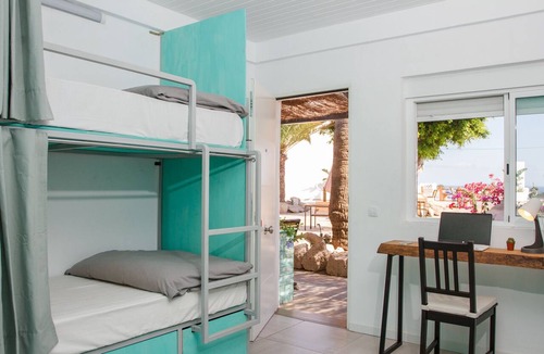 Granadilla de Abona Hostel | The Tree House Hostel