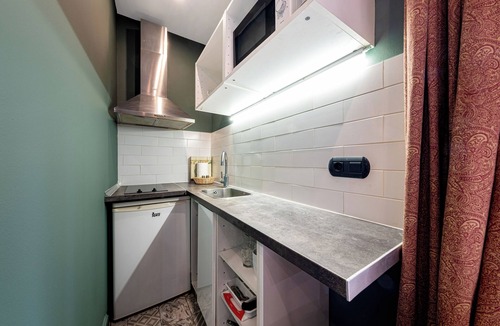 El Born Apartment | Top studio in the heart of Born with a small balcony, possibility of parking