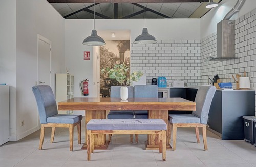 San Asensio Ski Chalet | Train station among vineyards ideal for wine tourism and train enthusiasts.