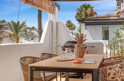 Marbella Apartment | Tres Naranjos | Penthouse - pool - terrace