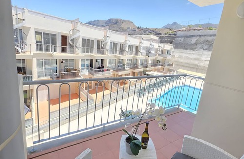 Puerto de Santiago Apartment | Vacation Apartment 'Playa La Arena' with Communal Pool, Balcony, and Wi-Fi