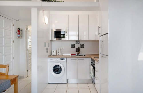 Costa Teguise Apartment | Vacation Apartment 'Los Molinos 4306' with Sea View, Private Pool and Wi-Fi