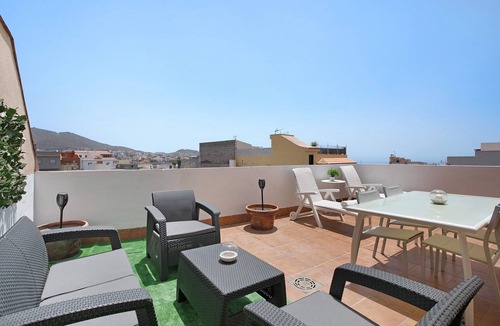 Cabo Blanco Apartment | Vacation Apartment 'Ático Garajonay' with Mountain Views, Wi-Fi and Air Conditioning