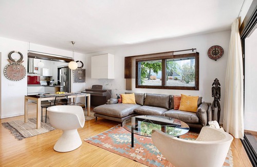 Costa Teguise House | Vacation Home 'Casa La Rosa Del Mar' with Private Terrace, Balcony and Wi-Fi
