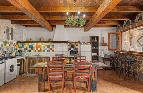 Macher House | Vacation Home 'Casa Tabobo 2 Bedroom Rural House' with Sea View, Private Terrace and Wi-Fi