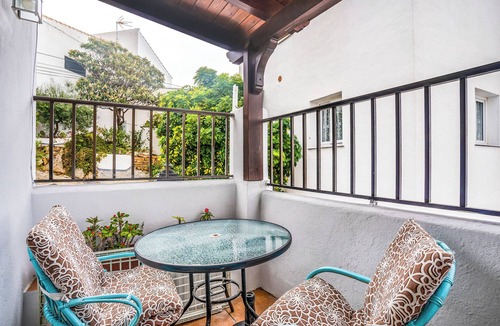 Casares House | Vacation Home "Finca Eva 34 Montañas y Mar" with Terrace & Wi-Fi