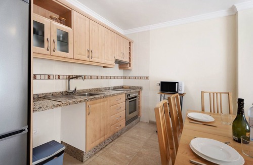 Playa San Juan Apartment | Vacation Home "Las Brisas Playa San Juan" with Sea View, Shared Terrace & Wi-Fi