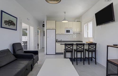 Zahora House | Vacation Home "Rocamar" with Mountain View, Pool, Wi-Fi, A/C, Terrace & Garden