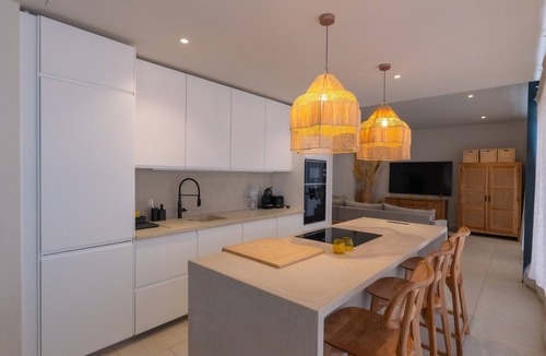 Corralejo House | Vacation Home 'Villa Siargao' with Sea View, Wi-Fi and Air Conditioning