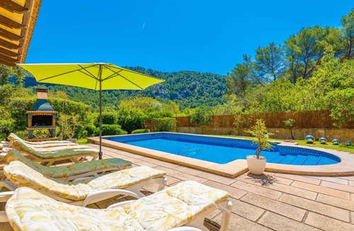 Crestatx Villa | VILA GARBALLÓ - Fantastic country house with private pool and free WiFi.