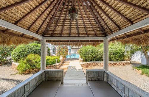 Santa Eulalia del Rio Villa | Villa 8BR, Sea views, walk to the beach, pool