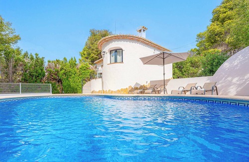 El Tosalet Villa | Villa Abeto - Two Bedroom Villa, Sleeps 4