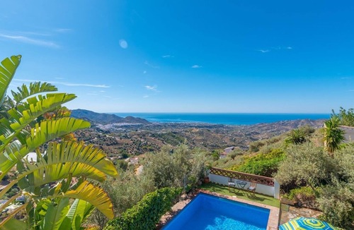 Frigiliana Villa | Villa Azul de Frigiliana by Ruralidays