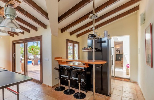 Jesus Pobre Villa | Villa 'Badowa' with Mountain View, Wi-Fi and Air Conditioning