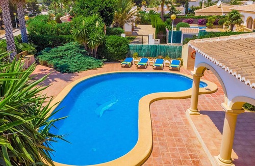 Costa Nova Villa | Villa Bentley by Villa Plus
