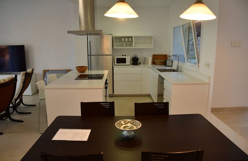 Torre de Benagalbon House | Villa Bugenvilla near the sea with a wonderful view of the Mediterranean