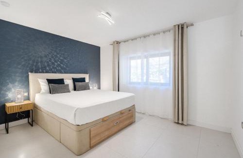 Adeje Villa | Villa CACTUS Tenerife sud piscine chauffée 10 personnes