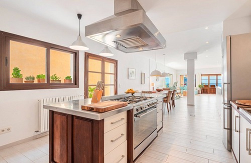 Puerto de Soller Villa | Villa 'Casa Del Puerto' with Sea Views, Wi-Fi and Air Conditioning