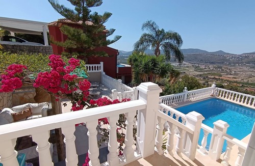 Pedreguer Villa | Villa Casa Deusueño - 3 bedroom & bathroom, with WiFi, AC in wonderful La Sella