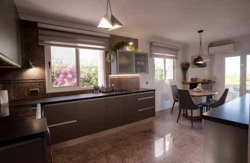 Son Dureta Villa | Villa 'Casa Filipinas' with Private Pool, Wi-Fi and Air Conditioning