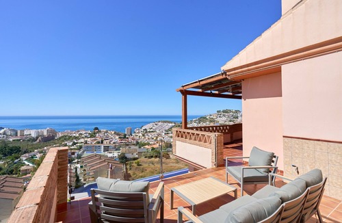 Almunecar Villa | Villa Casa Montes del Castillo: 480m², Infinity Pool, Private Cinema, 7 Bedrooms, Costa Tropical