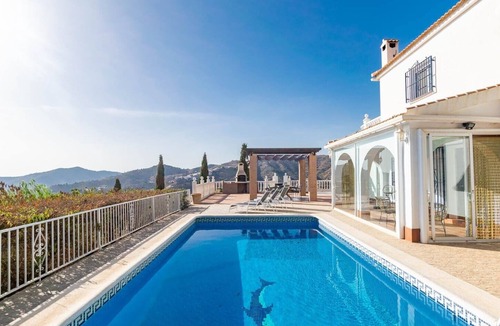 Archez Villa | Villa "Casa Silencio" with Sea View, Private Pool & Wi-Fi