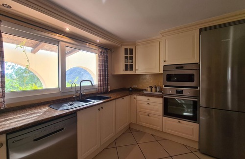 Competa Villa | Villa 'Casa tranquila torrox' with Mountain View, Pool, Garden, Terrace, A/C & Wi-Fi