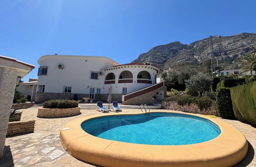 Denia Old Town Villa | Villa Clara Summary: