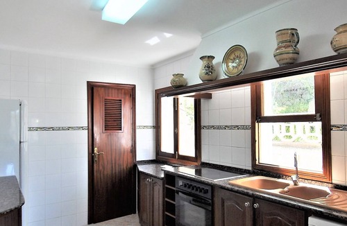 Esporles House | Villa con piscina privada, wifi, aire acondicionado y vistas a montaña ideal pa by Interhome