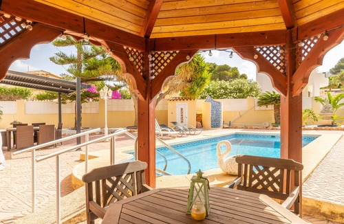 Casas de Torrat Villa | Villa 'Costeres' with Private Pool, Wi-Fi and Air Conditioning