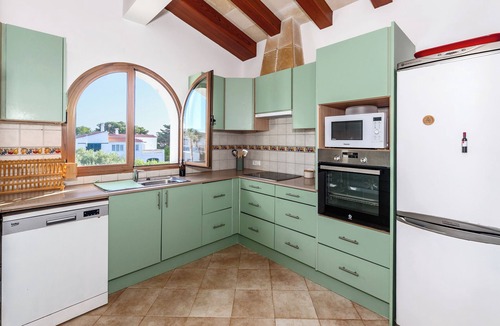 Cales Piques Villa | Villa 'Del Ram' with Mountain View, Wi-Fi and Air Conditioning