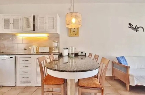 Cala d'Or Apartment | Villa half with pool *Family and dog-friendly vacation apartment