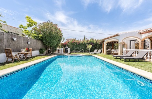 Javea Villa | Villa 'Jami' with Private Pool, Wi-Fi and Air Conditioning