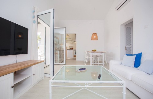 Cap d'Artrutx House | Villa Juanes with Pool, Garden, and Wi-Fi
