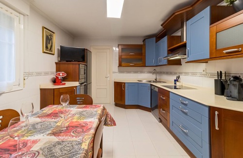 Castro Urdiales Villa | Villa La Perla de Sonabia – Sea Views, Near Beaches & Nature