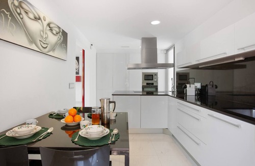 Canet de Mar Villa | Villa 'Las Palmeras' for Families Only with Private Pool, Wi-Fi, and Air Conditioning