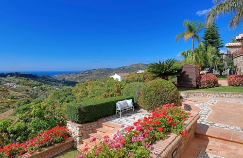 Frigiliana Villa | Villa Loli - Three Bedroom Villa, Sleeps 6