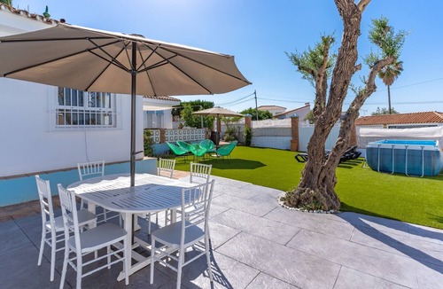 Alhaurin de la Torre House | Villa Namasté with Pool, Terraces, Near Beaches and Málaga Airport