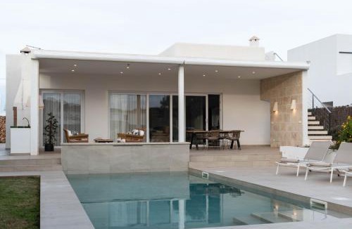 Punta Grossa Villa | VILLA PETRA ARENAL D'en CASTELL