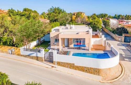 Beniarbeig Villa | Villa Pomera Dos by Villa Plus