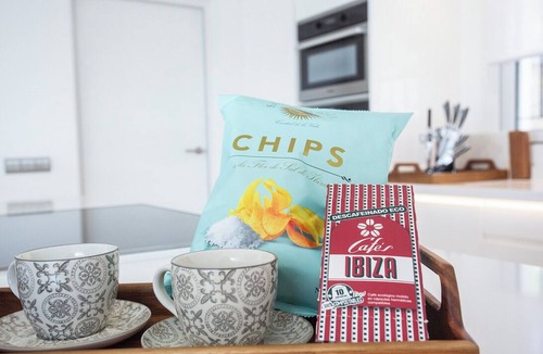 Cala Vadella Ski Chalet | Villa Sargantana