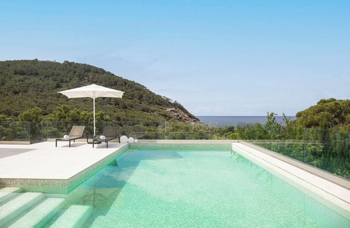 Cala Vadella Ski Chalet | Villa Sargantana