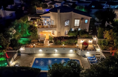 La Sabatera Villa | VILLA SERENE, Moraira 4 ensuite bedrooms, walking distance to shops, restaurants