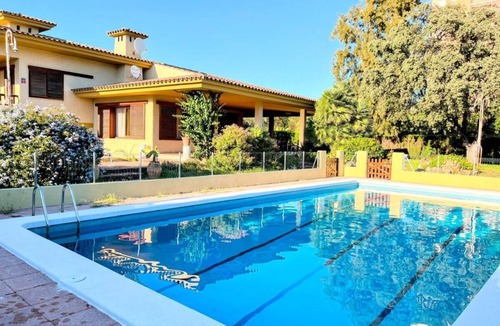 Benicassim Ski Chalet | Villa Sigalero with private pool, garden and BBQ. (ideal for groups)