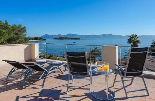 Alcanada Villa | Villa 'Vistafar ' with Sea View, Wi-Fi and Air Conditioning