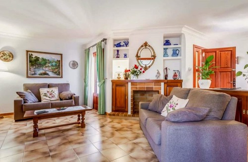 Urbanitzacio Gotmar Villa | Villa Voltor for 8 people