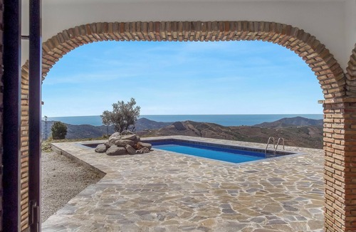 Canillas de Albaida House | Villa with panoramic views of the Mediterranean Sea in the mountains near.