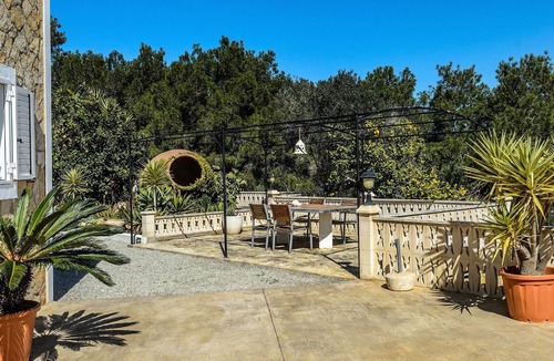 Sant Josep de sa Talaia Ski Chalet | Villa with panoramic views of Ibiza town and the sea with pool and BBQ