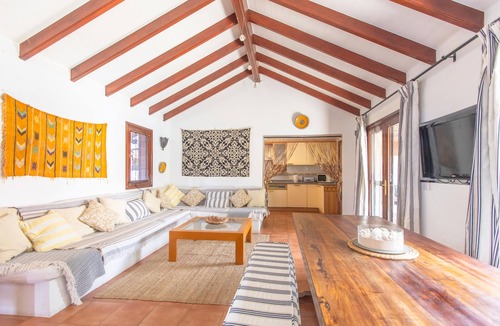 Corralejo Villa | Villa with Private Heated Pool, near the Beach, Sea View Terrace
