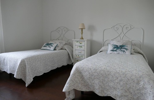 Villamayor House | Villamercedes 2. 4 people country house